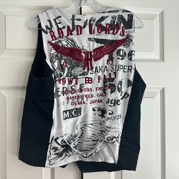 Howe Road Lords Wings & Words Men's Vest Size M - Picture 1 of 5
